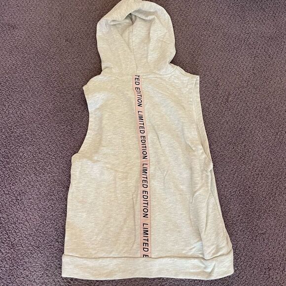 Forever 21 muscle hoodie - Picture 5 of 5